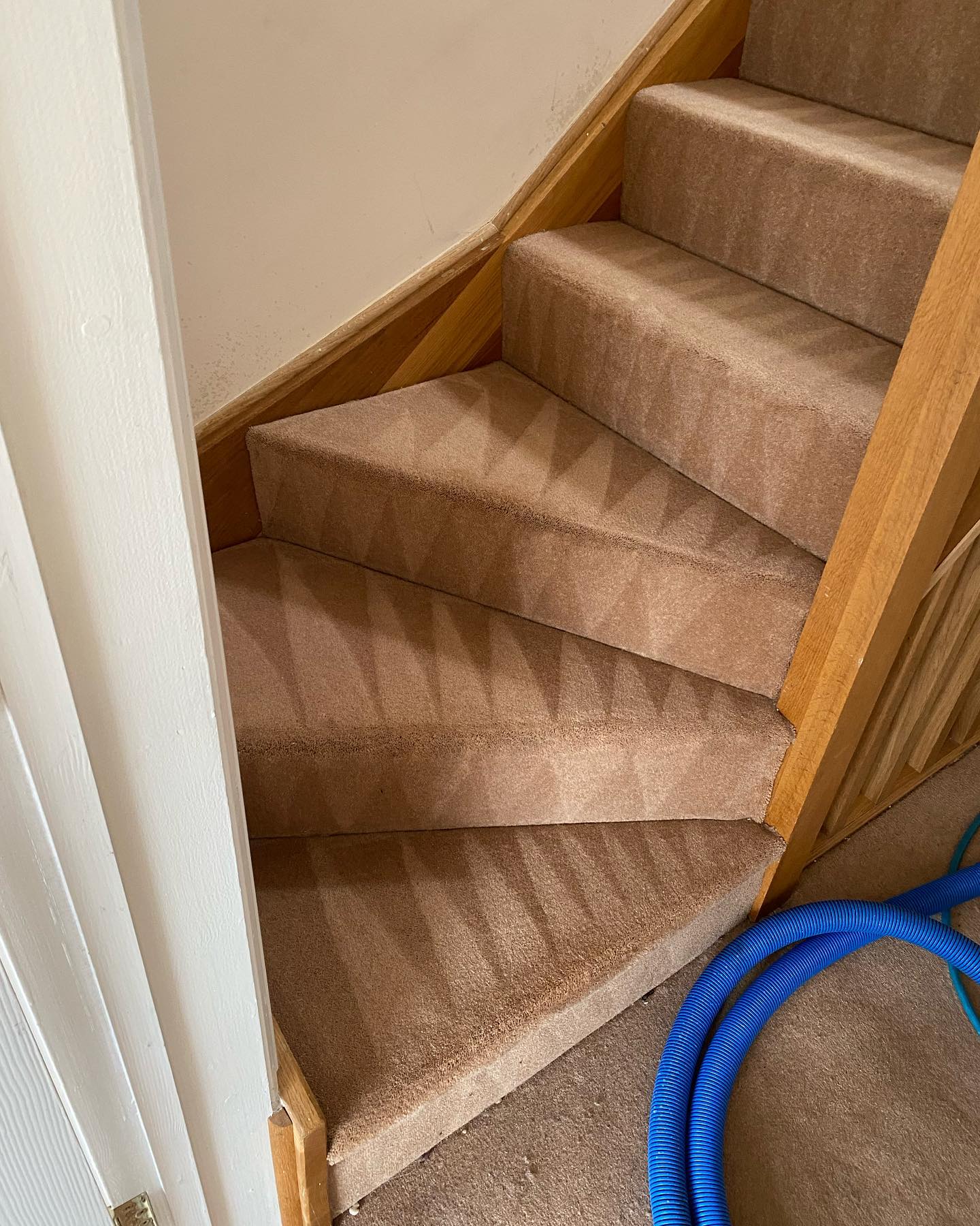 stairs clean